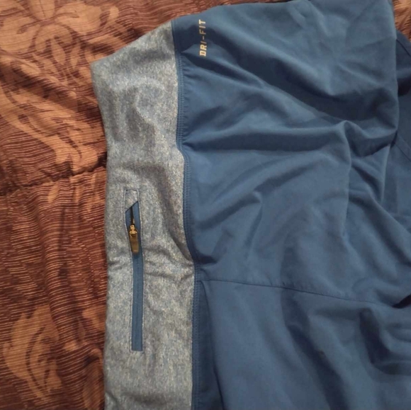 Nike dri fit shorts - Picture 1 of 4